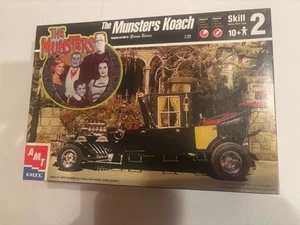 The Munsters Koach 1:25 Scale Model Kit AMT ERTL - Picture 1 of 1