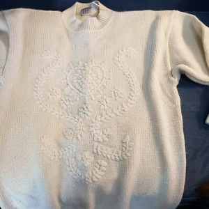 Vintage Ivy Oversize Heart Flower Sweater cream Acrylic Knit Women's Size M - Picture 1 of 4