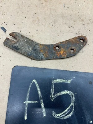 Sujetador Monte Carlo Cutlass Regal 1978-1988 carrocería G transmisión manual barra Z Foto 1 de 4