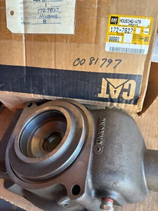 172-7827 CAT HOUSING Pompa Acqua Bruco Escavatore Camion 3306 ------- OEM NOS - Foto 1 di 6