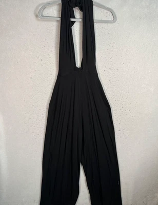 Macacão feminino ASOS preto halter tamanho 0 viscose e elastano - Imagem 1 de 4