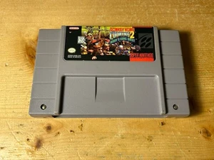Donkey Kong Country 2: Diddy's Kong Quest (Super Nintendo SNES, 1995) Authentic - Picture 1 of 8