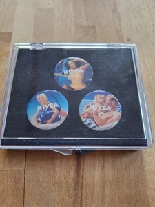 Pin -  Nivea - Bild 1 von 1