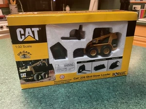 1/32 Norscott Cat 226 Skid Steer Loader #55036 NIB - Picture 1 of 2