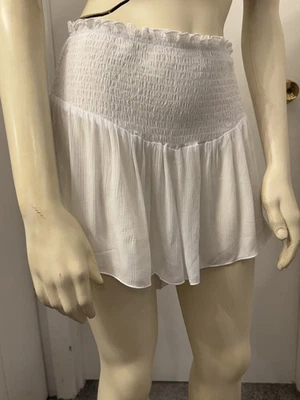 Women’s Aqua Rayon Shorts NWT Size M.  - Image 1 of 4