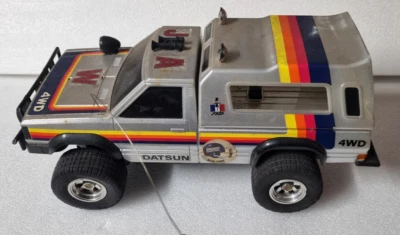 Vintage toys Car Model Yonezawa Japan 4WD Radio Fuoristrada Schuco Datsun 4 ruot - Image 1 of 4