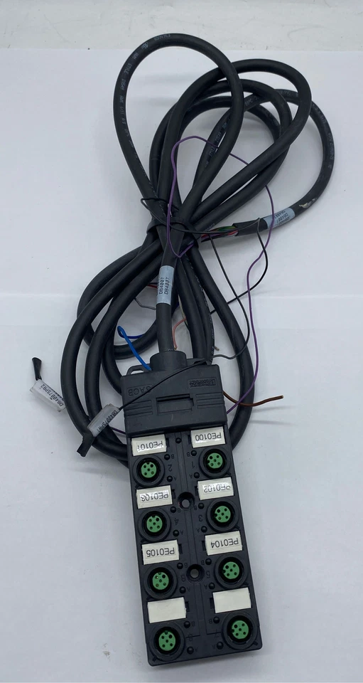 Phoenix Contact SACB-8/8-L-10, 0PUR SCO P Sensor/Actuator Box 8-Receptacle  - Image 1 of 4