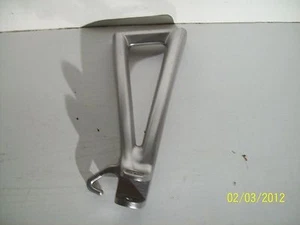 YAMAHA R6 SOZIUS FUSSRASTENAUFHÄNGER HINTEN RECHTS (D46) - Bild 1 von 1