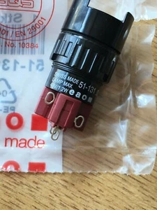 Interruptor de botón ILUMINADO MOM SA 1N DPST-NO/NC montaje en panel Z3367 - Imagen 1 de 5
