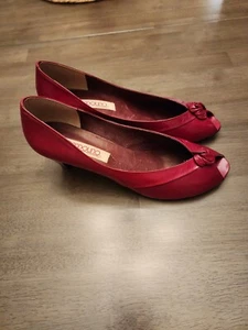 Women's Red Bandolino Ravana Scarlet Kid Pumps, Italy---NIB! - Picture 1 of 5