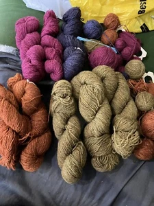 8 Green Mountain Spinnery Wool Yarn New England Rust Malt Blue Raspberry Lot - Picture 1 of 9