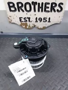 2022-2024 HYUNDAI TUSCON BLOWER MOTOR - Picture 1 of 12