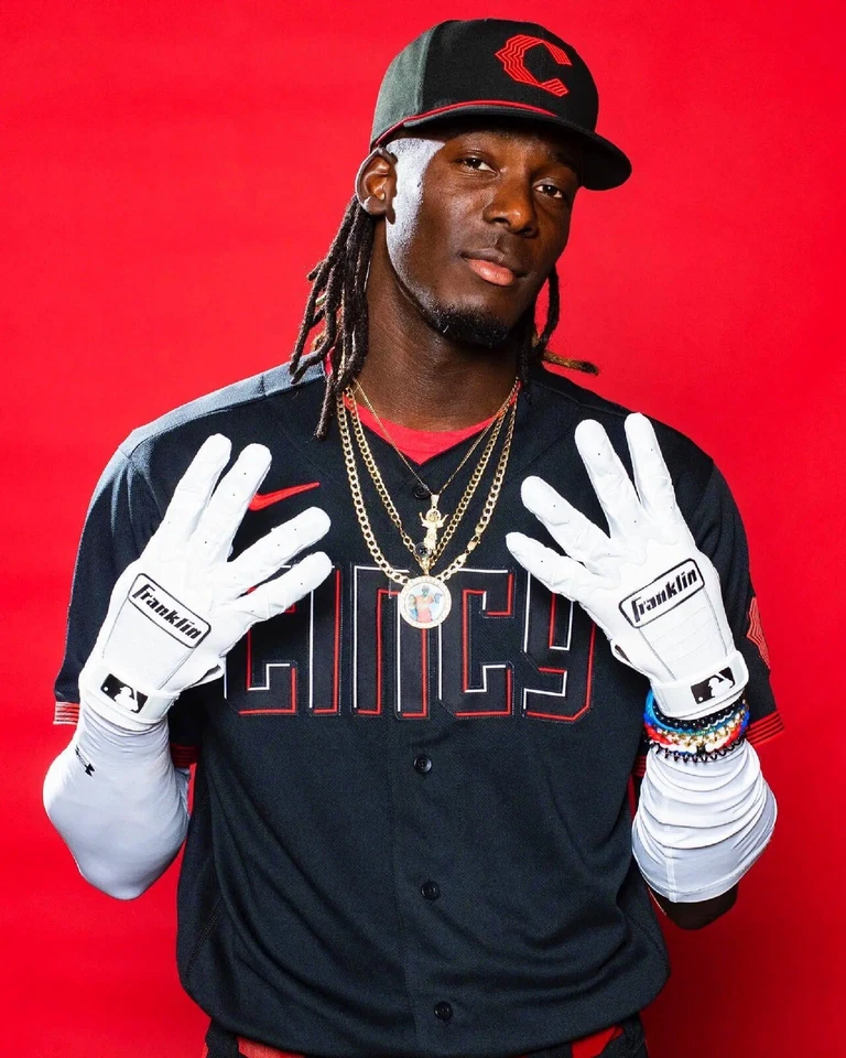 8x10 Photo ELLY DE LA CRUZ Cincinnati Reds Rookie Of The Year - Image 1 of 1