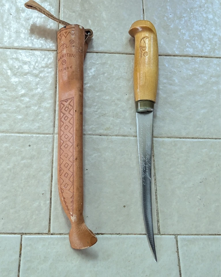 Cuchillo y funda J. Marttiini Finlandia Foto 1 de 1