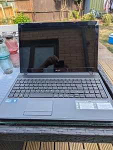 Acer Aspire 5749 15.6" Core i3-2330m Slim Wind10 Laptop 750Gb 4Gb Hdmi  Warranty - Picture 1 of 10