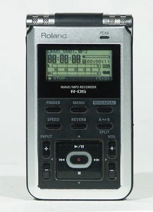 ROLAND R-05 MP3/WAVE DIGITALER STEREO RECORDER 24/96 KHz - Bild 1 von 4