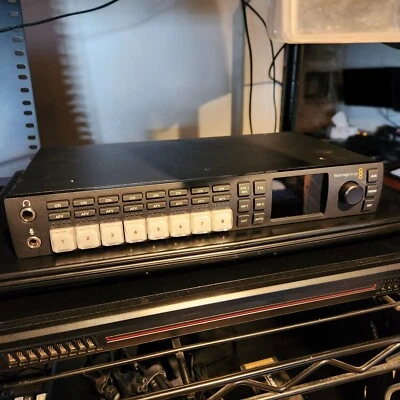 Blackmagic Design SWATEMTVSTU/HD Design ATEM Television Studio HD Foto 1 de 2