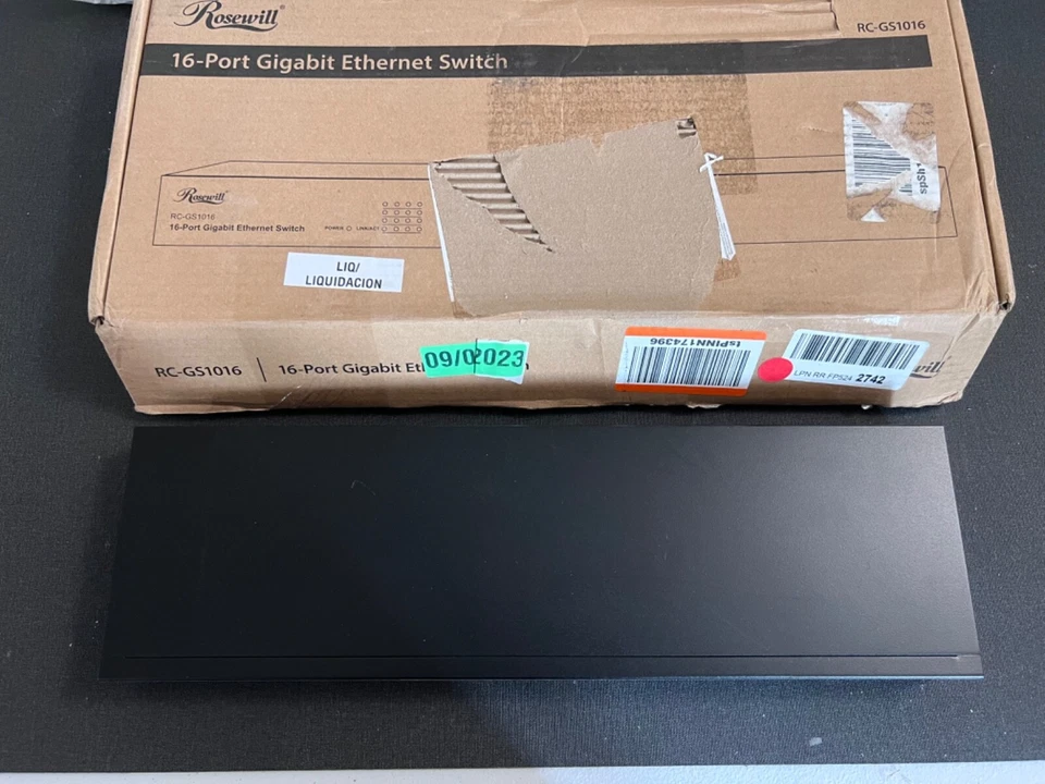 Untested Rosewill RC-GS1016 10/100/1000 Mbps 16-Port Unmanaged Gigabit - Image 1 of 2
