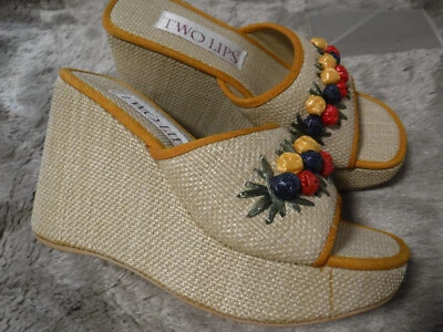 PFR NOS Vtg 90s Y2K Nordstrom TWO LIPS Straw Platform Flower Chunky Heels Mules - Image 1 of 4