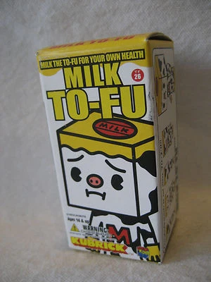 SELLADO Medicom Kubrick LECHE TOFU figura de juguete DevilRobots TO-FU figura sin usar, en caja lindo Foto 1 de 4