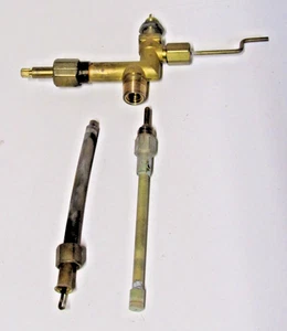 Conjunto de válvula de latón linterna Coleman 220 H/J/K con generador #C2-46 - Imagen 1 de 3