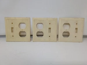 Set 3 Vintage GITS Molding Corp. 2 Gang Combo Schalter Steckdose Creme Elfenbein Cremeweiß - Bild 1 von 2