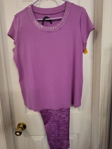 2- Pc Top & Capris Womens Size XL - Picture 1 of 13