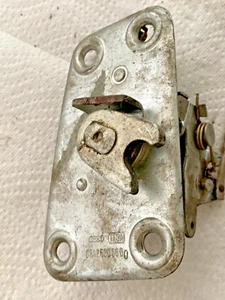 Audi 60 75 90 F103 Türschloss 6842680660 (FS51) NEU NOS - Bild 1 von 4