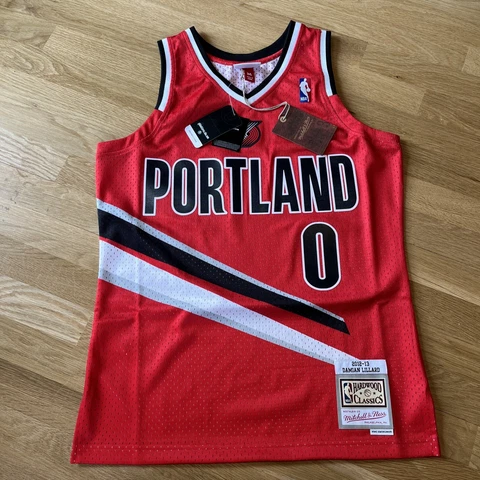 Portland Trailblazers Damian Lillard Mitchell & Ness Jersey Mens Medium $135 Cover