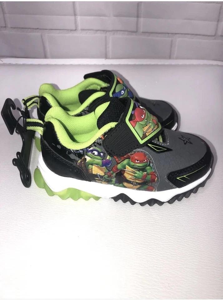 Tênis TMNT Teenage Mutant Ninja Turtles masculino infantil tamanho 7 sapatos iluminados - Imagem 1 de 4