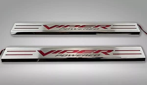 DODGE RAM SRT-10 ALFÉIZARES DE PUERTA LED ILUMINADOS DELANTEROS ALIMENTADOS POR VÍBORA 2 PIEZAS | LED ROJO IL - Imagen 1 de 5