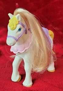 Fisher Price Once Upon a Dream Castle 1995 caballo blanco de repuesto - Imagen 1 de 3