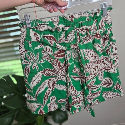 3/$30 Zara Pantalones Cortos Florales Verde Marrón Blanco Bolsa de Papel Cintura Talla Grande Foto 1 de 4
