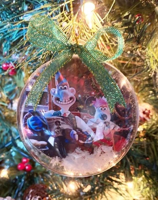 Handmade Wallace and Gromit Classic TV Christmas Tree Bauble Gift Decoration