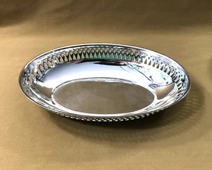 panière pain / corbeille à fruits ERCUIS métal argenté Modèle ajouré Plat Table - Picture 1 of 9