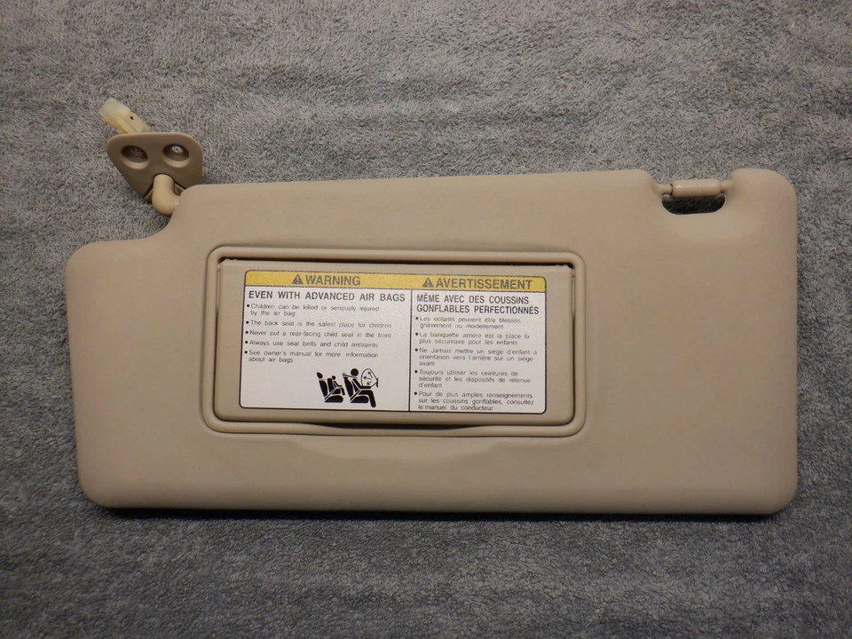 Nissan Rogue 2008-2013 izquierdo lado del conductor bronceado iluminado parasol beige (D) Foto 1 de 4