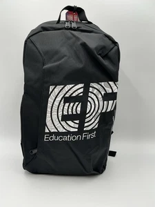 Education First (EF) Rucksack schwarz-weiß. - Bild 1 von 14