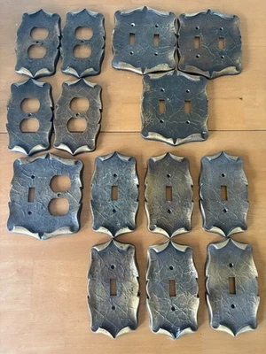 老式 Amerock 马车屋古董黄铜插座盖和开关板 14 — 第 1/4 张图片