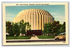 Vintage 1940&#39;s Postcard Antique Bus in Front of Ford Rotunda Dearborn Michigan