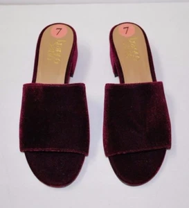 BNWT Beautiful FRANCO SARTO Burgundy Velvet Slippers 7 - Picture 1 of 7