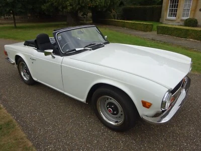 1971 TRIUMPH TR6 + OVERDRIVE.  98000 MILES.  TWIN CARB CONVERSION. - Image 1 of 4