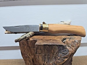 Old Bear Large Folding Knife 3 1/2" C67 Carbon Steel Blade Olive Wood Handle - Picture 1 of 18