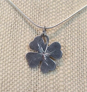 Collar Colgante Trébol Cuatro Hojas Corte Diamante Plata Esterlina Años 50 DE COLECCIÓN A&Z - Imagen 1 de 14