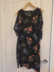 Peacocks Black Floral Knee Length Cold Shoulder Short Sleeve Dress Sz 12 Holiday - Picture 1 of 7