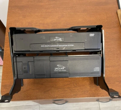 LJB2442AB Sistema de navegación OEM original para Jaguar XJ8 2001 Foto 1 de 4