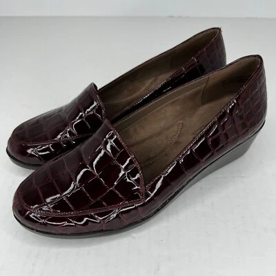 Aerosoles para mujer Rich Borgoña Croc charol sin cordones talla 8 cuña baja Foto 1 de 4