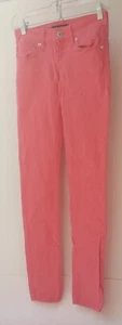 Guess Jeans Pink 5 Pocket Style Metal Logo Cotton Blend Waist Size 26 XS Skinny - Picture 1 of 15