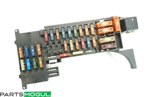 97-04 Mercedes R170 SLK230 SLK320 Engine Fuse Relay Box Control Module Assembly - Picture 1 of 6