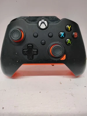 PDP Wired Controller Xbox Series X|S ONE Atomic Orange And Black Pre-owned  - Image 1 of 4