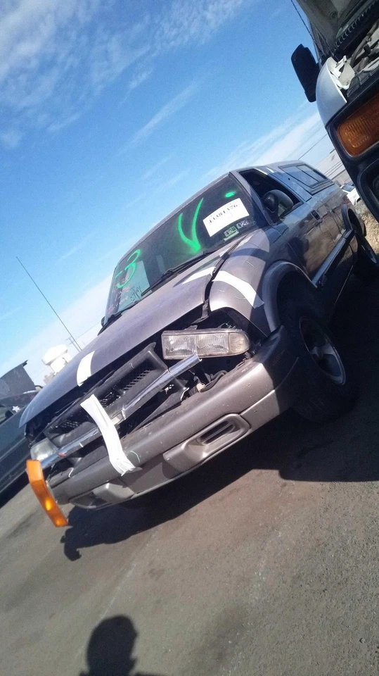 Conjunto completo de motor usado se adapta a: Chevrolet S10/s15/sonoma 2003 4,3 L VIN X 8º Foto 1 de 4